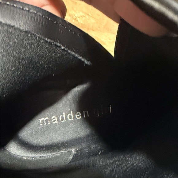 Madden Girl Black Platform Ankle Booties with Side Zip - Picture 2 of 6